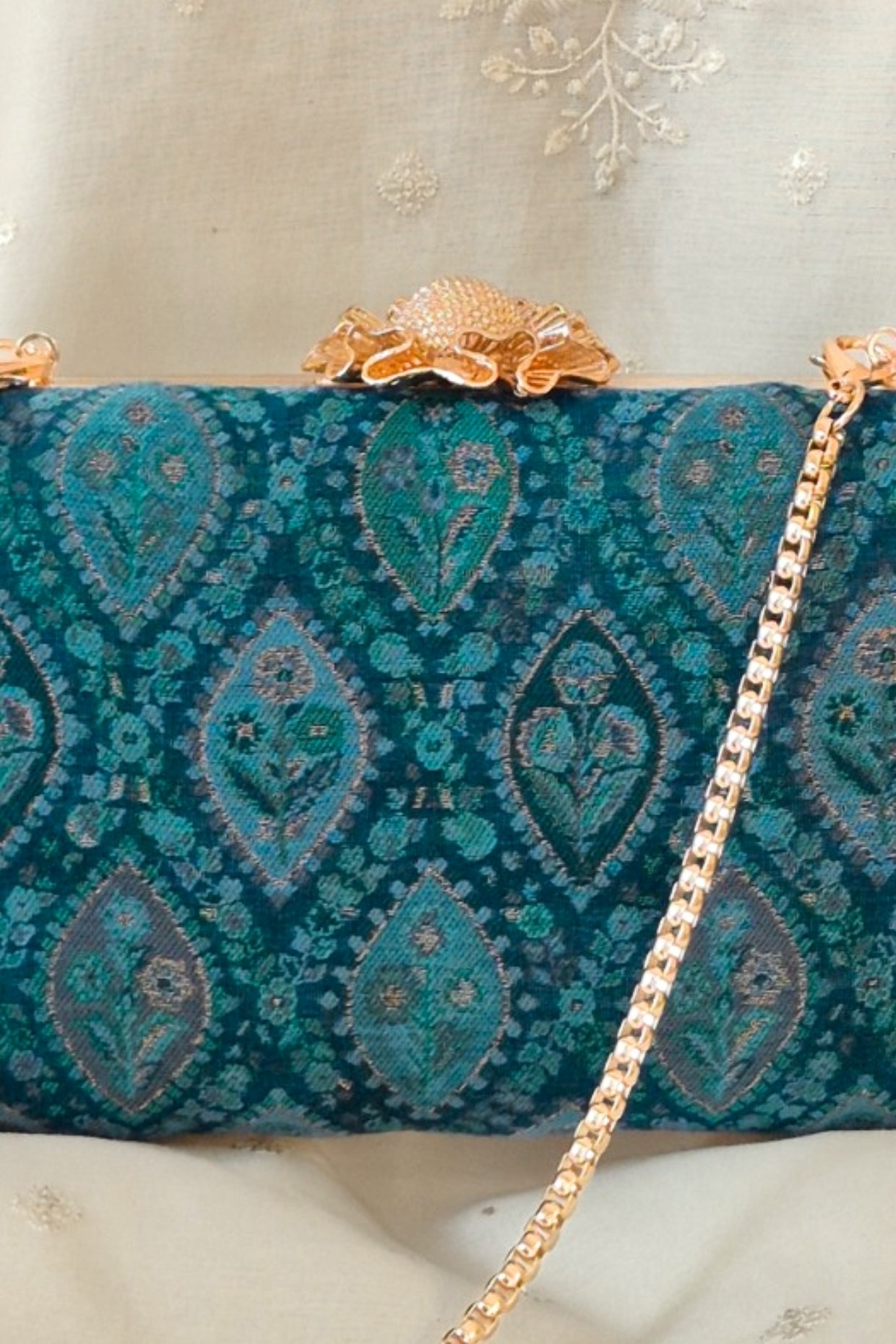 NEER PASHMINA CASHMERE CLUTCH - BLUE