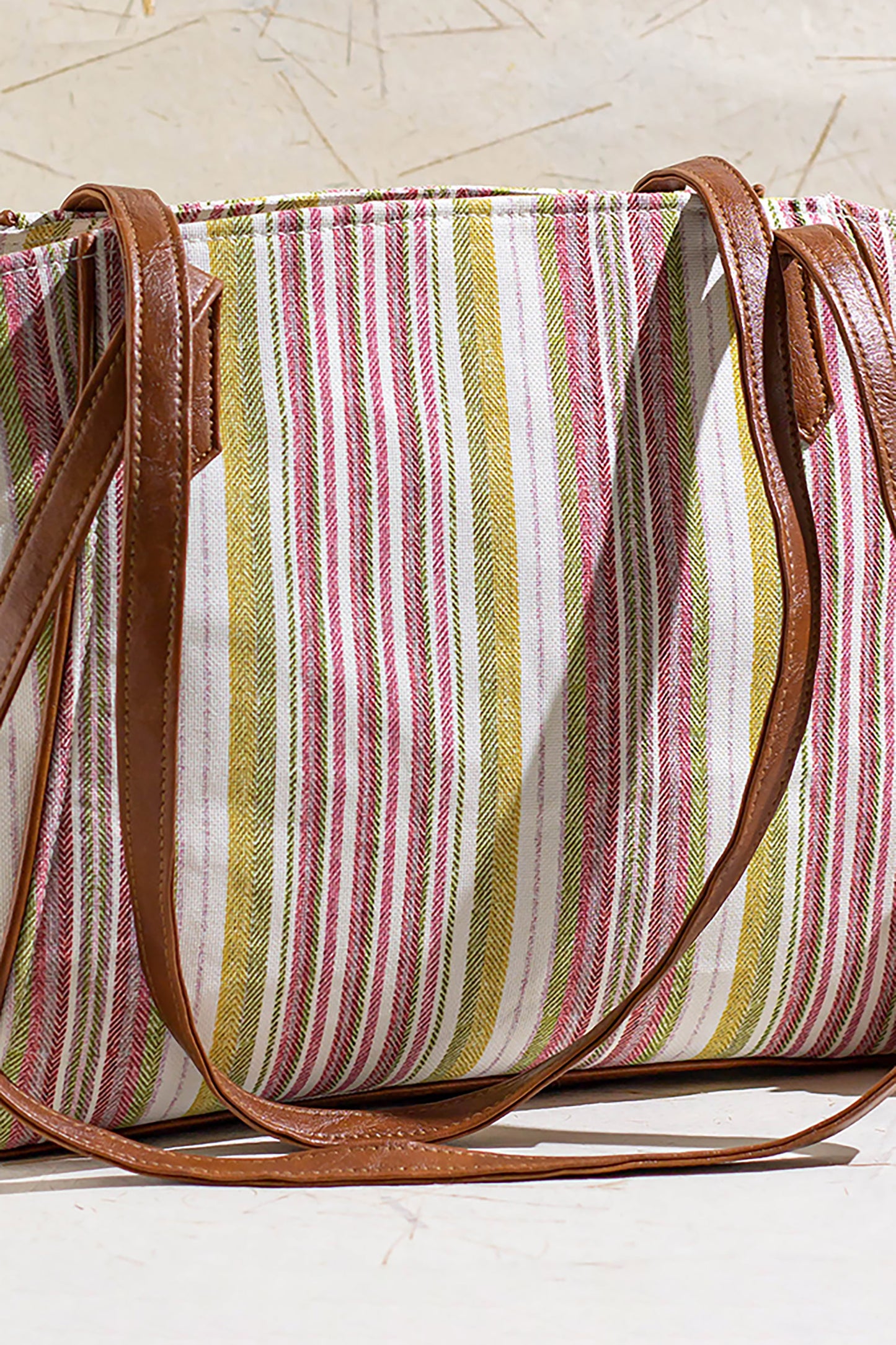 NEW YORKER TOTE BAG