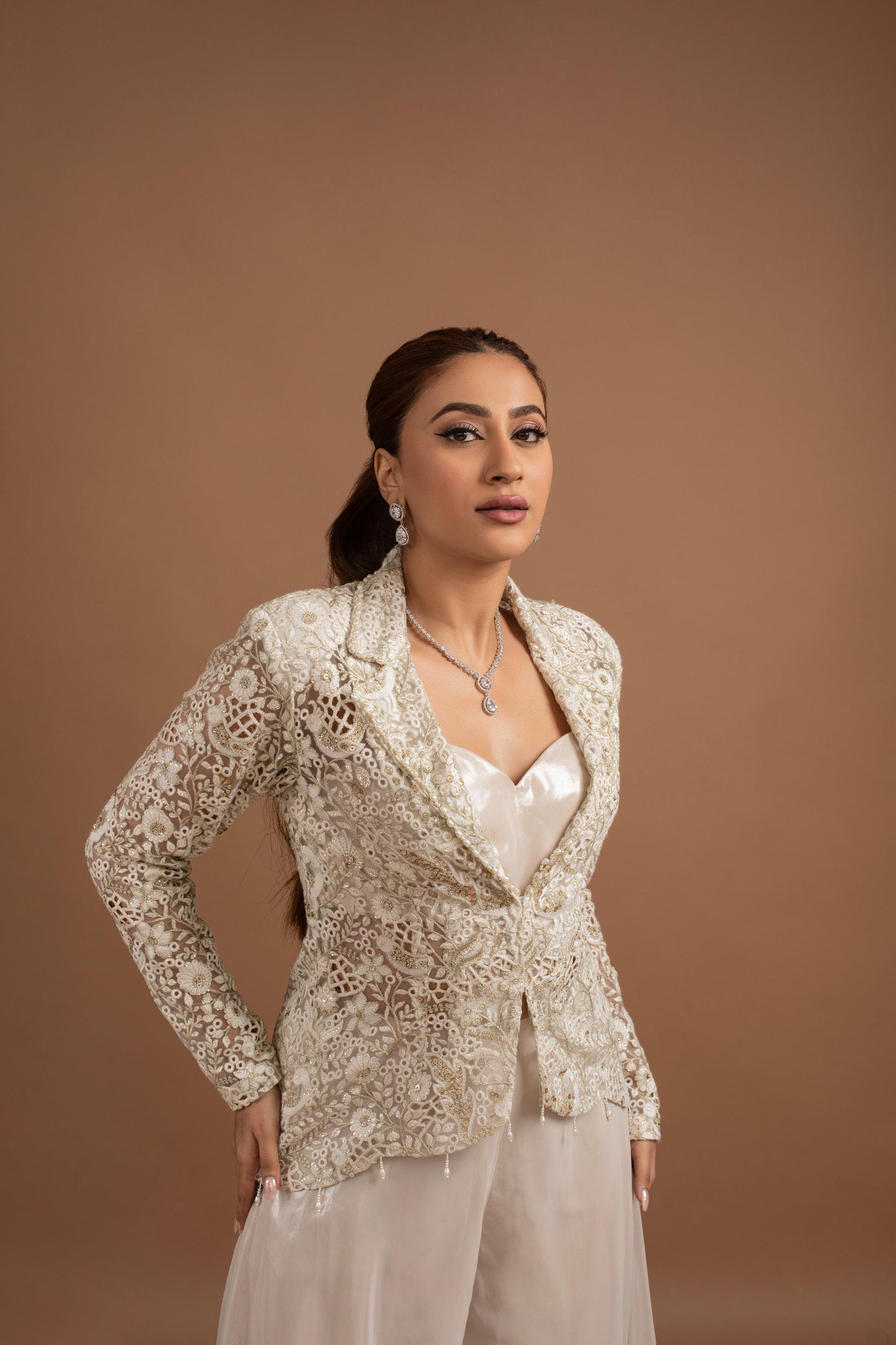 WHITE PANT SET WITH JACKET