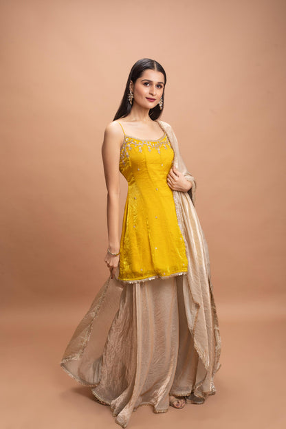 YELLOW & BEIGE FLARED PANT SET
