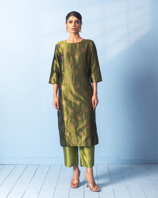 GREEN KURTA SET