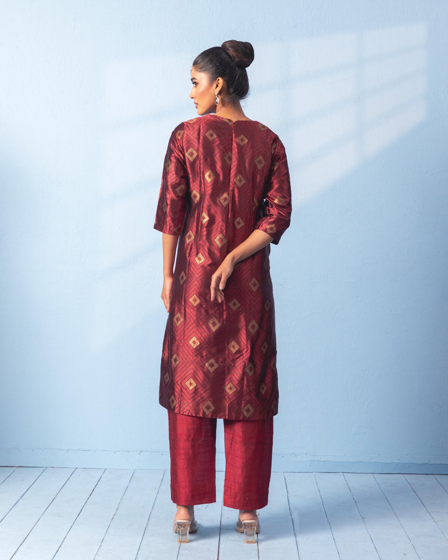 RED KURTA SET