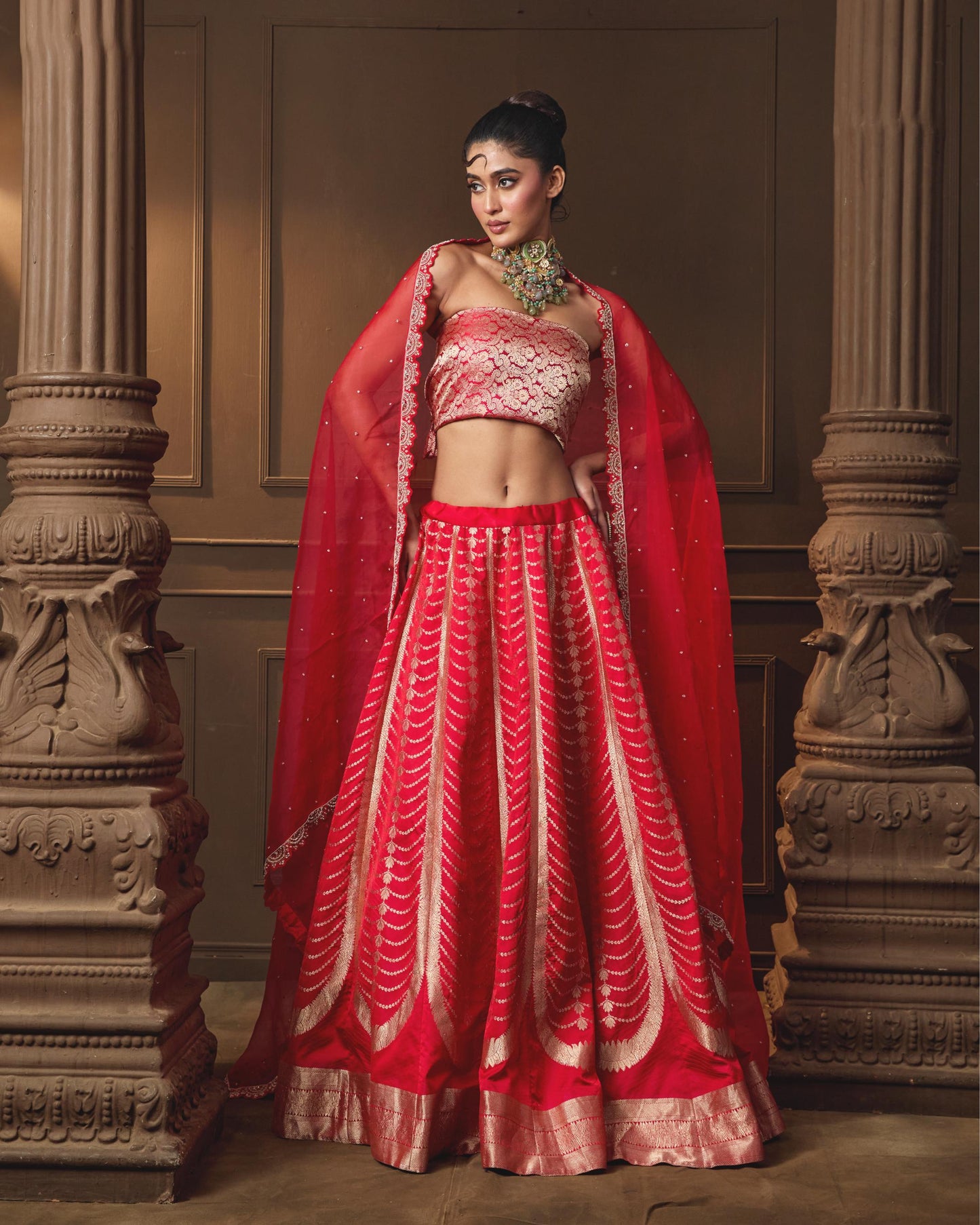 RED LEHENGA