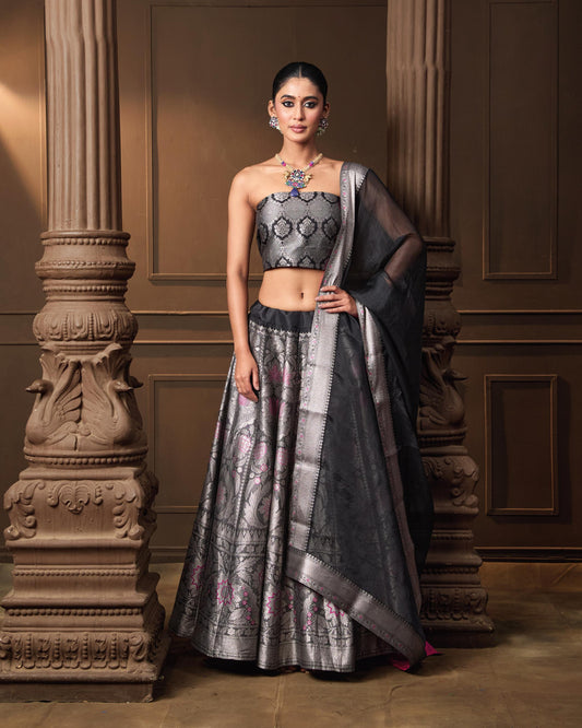 BLACK LEHENGA