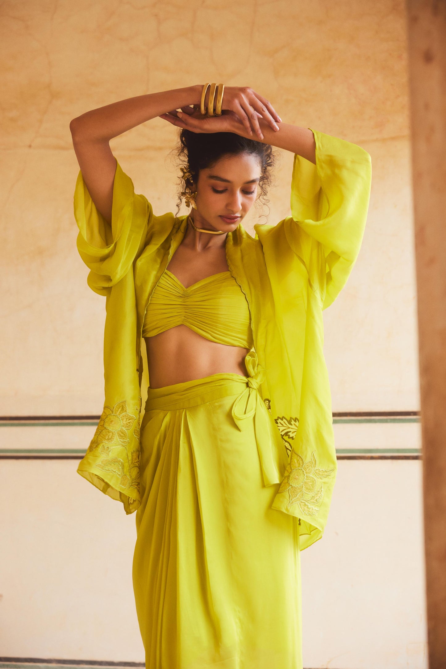 LIME YELLOW CAPE SET