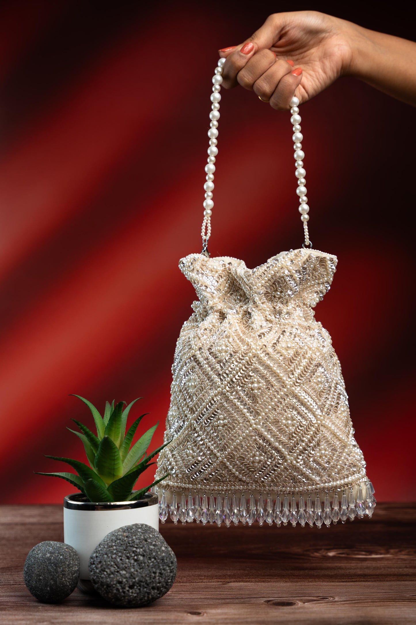 PEARL CRISS CROSS IVORY