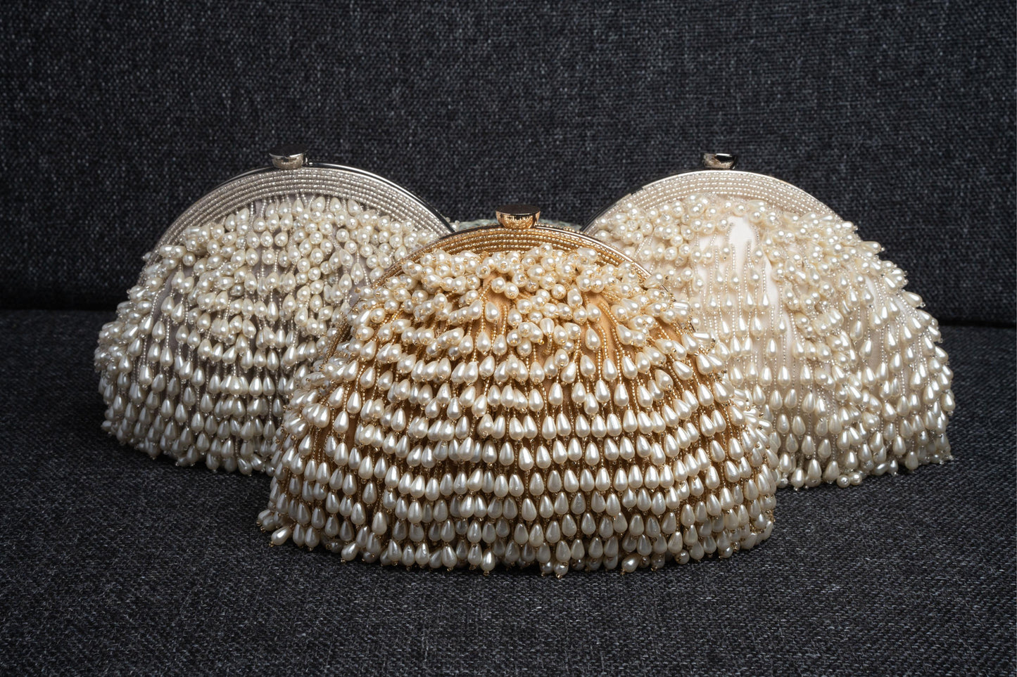 PEARL TREASURE CLUTCH SILVER