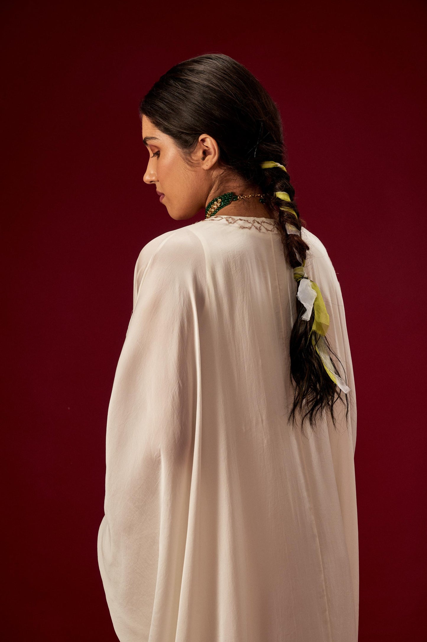 WHITE KAFTAN