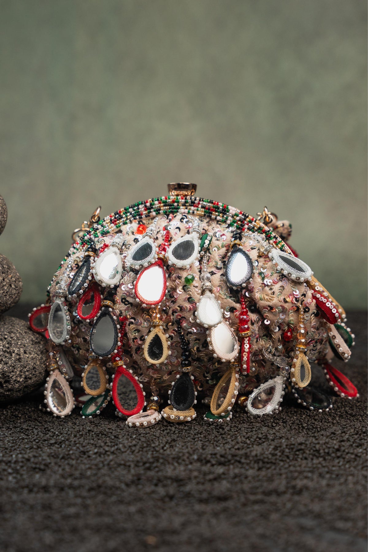 AAINA CLUTCH RANGEELA