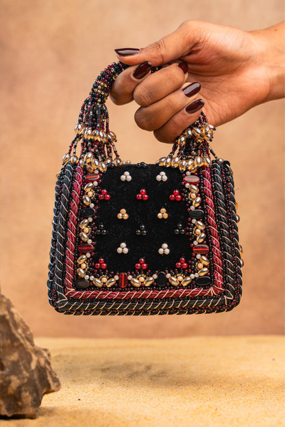 EMPRESS CHARM NOIR