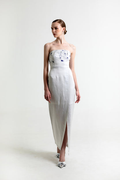 AVAIA GOWN