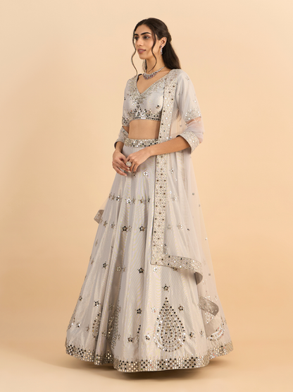 AINAA LEHENGA SET