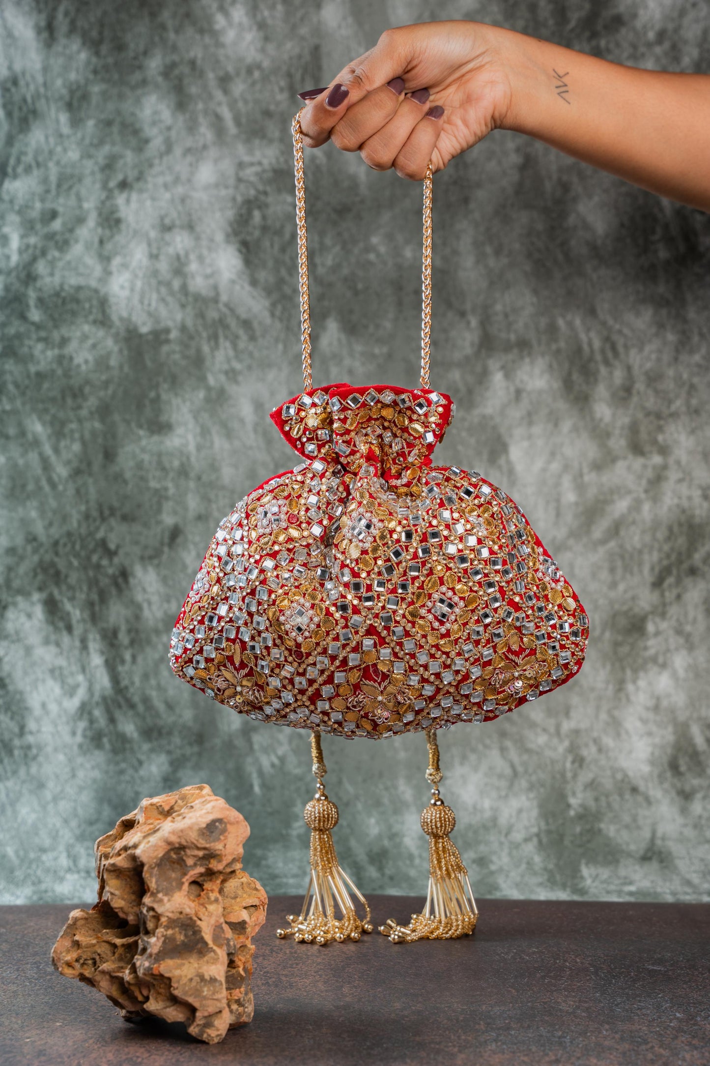 ROYAL ABLA RED