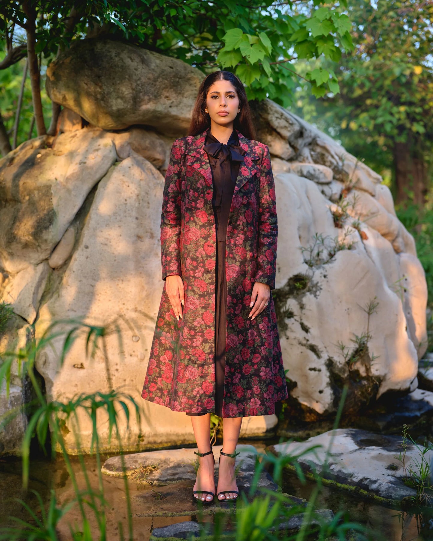 LA VIE EN ROSE BLAZER, BLOUSE & SKIRT SET