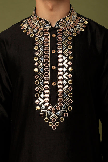 KURTA WITH CHURIDAR