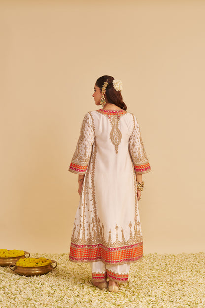 NARGIS - DABKA ZARDOZI EMBROIDERED RICH BANARASI KALIDAAR DAISY IVORY LONG CHAUGA SET