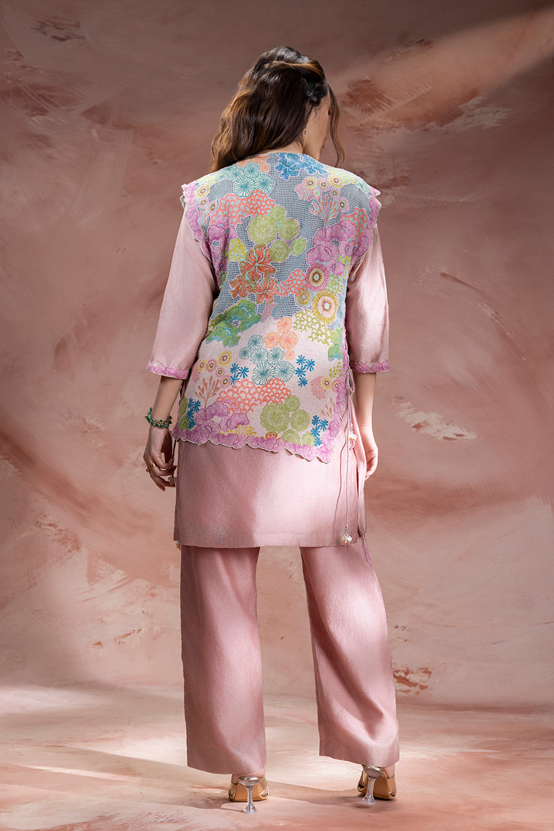 KAIA EMBROIDERED KURTA SET WITH JACKET