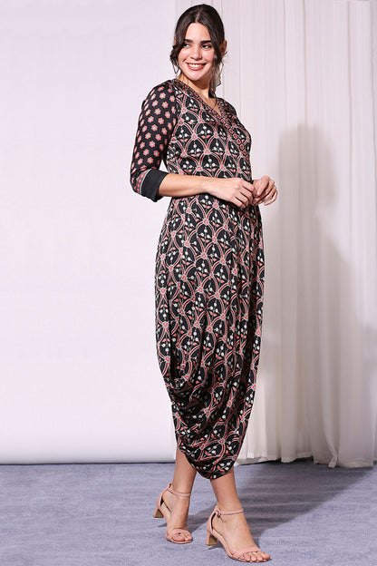 ETHNIC FOLKLORE PRINTED DRAPE DRESS