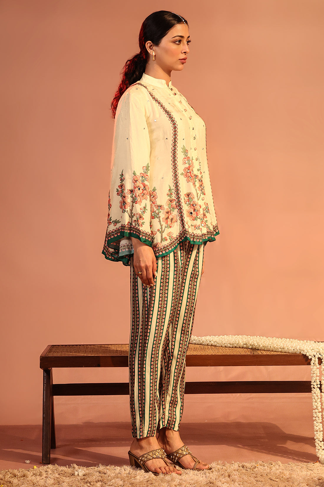 TAMAYA EMBROIDERED KURTA SET