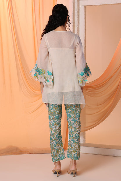 AARANI APPLIQUED KURTA SET