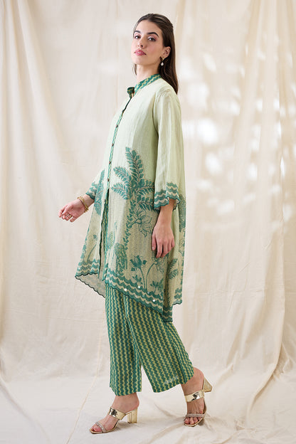 NOORANI EMBELLISHED KURTA SET