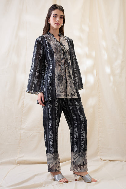 RAVYA EMBELLISHED FRONT TIE-UPS CO-ORD SET