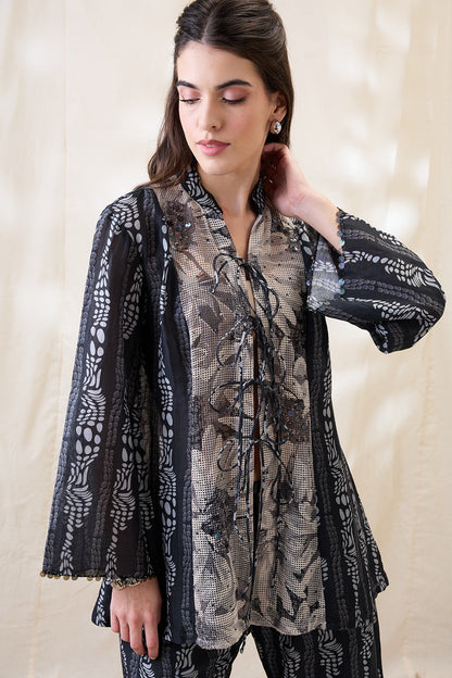 RAVYA EMBELLISHED FRONT TIE-UPS CO-ORD SET