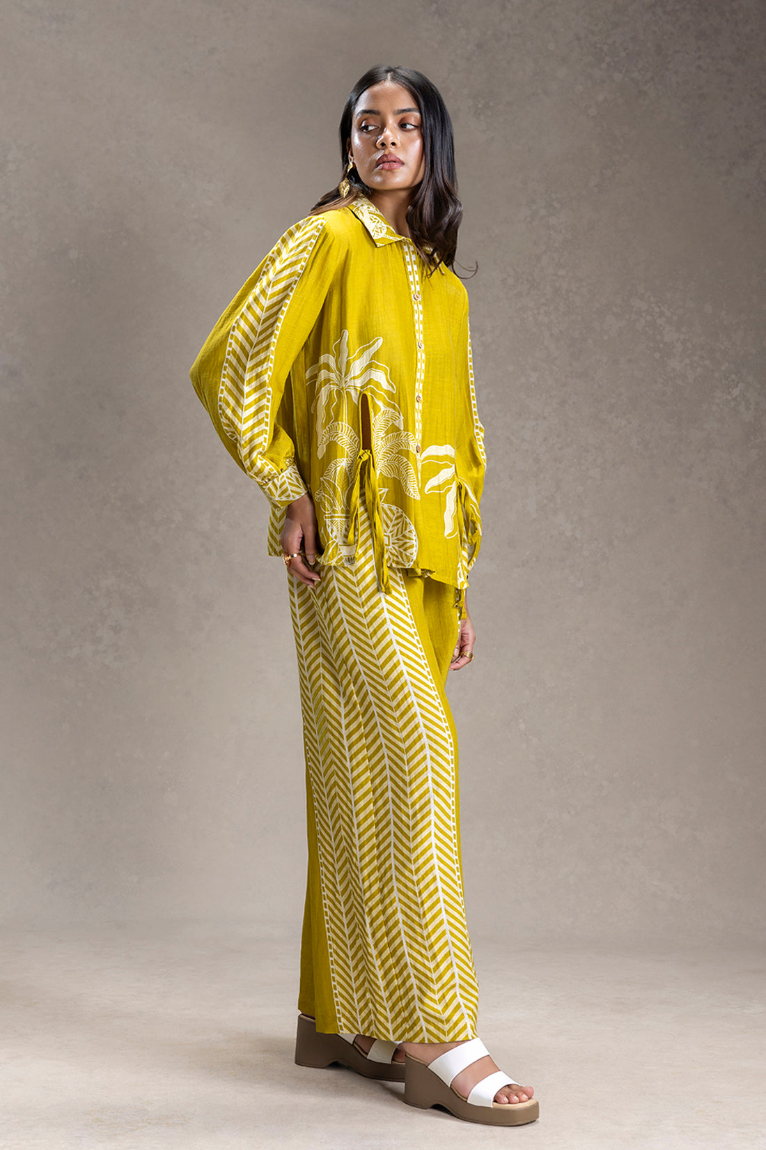 KYOMI PRINTED SLIT-DETAIL SHIRT AND PANTS