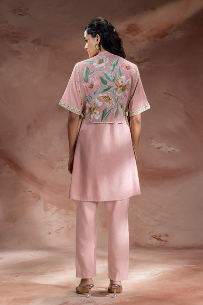 ZEYA APPLIQUÉ BIB-DETAIL KURTA AND PANTS