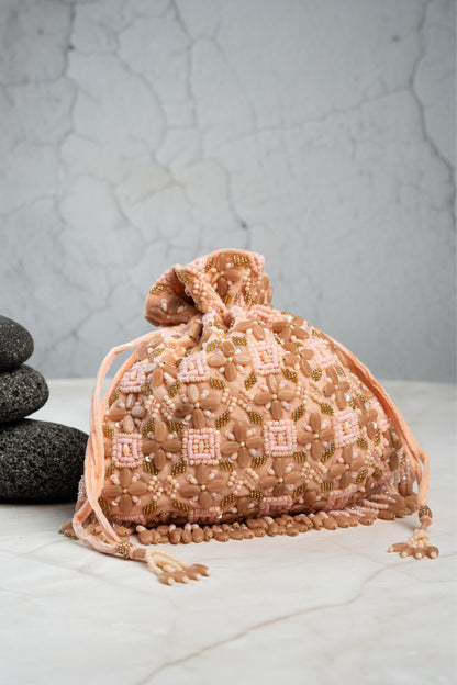 SERENITY SATCHEL CRISS CROSS BLUSH