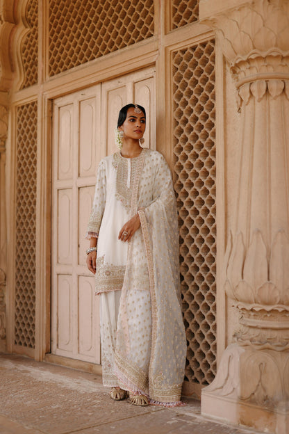 ANSHA - DAISY IVORY SHORT KURTA SET WITH SALWAR & DUPATTA