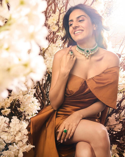 OFF SHOULDER TRAIL-DRAPE DRESS