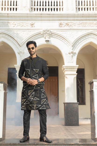 MIDNIGHT LINEN KURTA