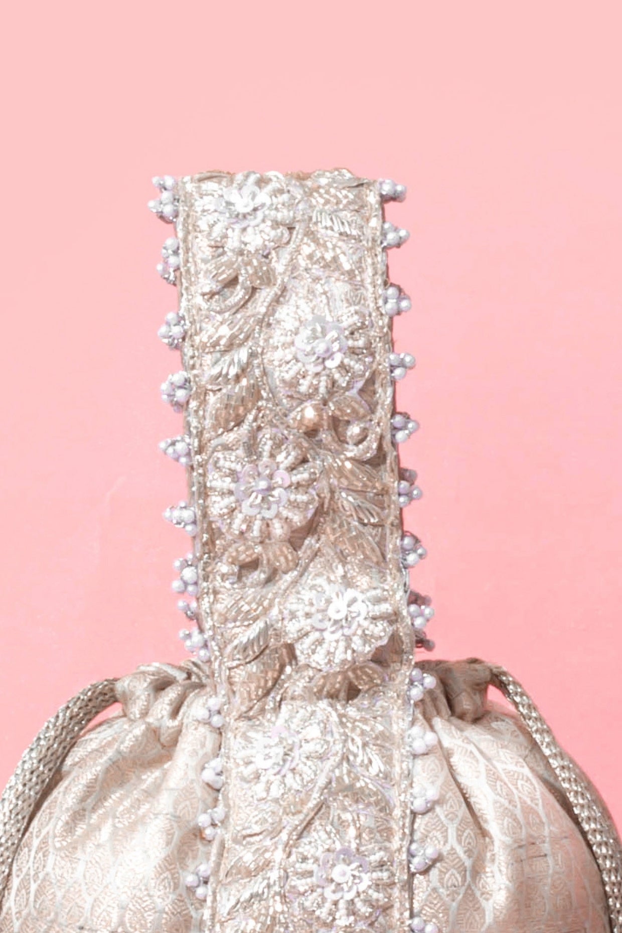 TEJ BUCKET BAG - SILVER