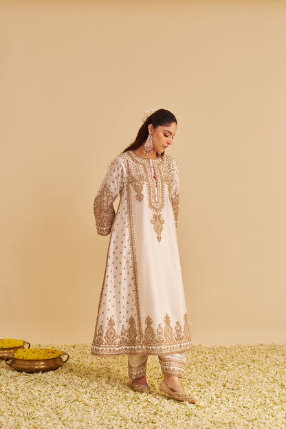ZOYA - DABKA ZARDOZI EMBROIDERED RICH BANARASI KALIDAAR DAISY IVORY LONG CHAUGA SET
