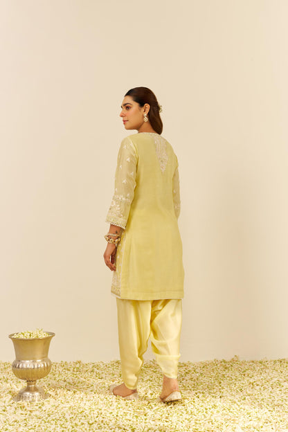 ZAISHA - SHORT KURTA WITH DHOTI AND DUPATTA