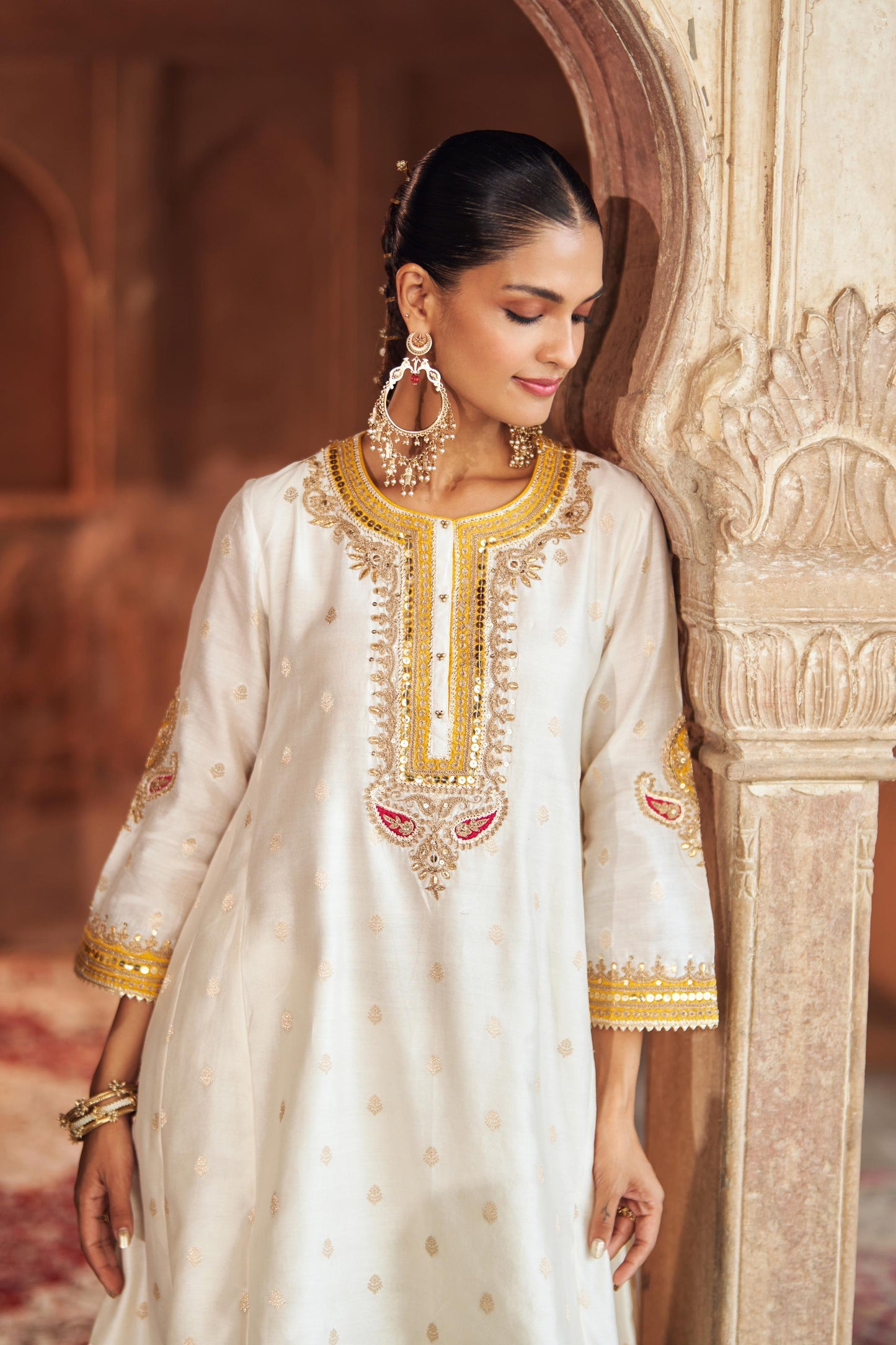 INAAYAT - CHAUGA WITH SALWAR
