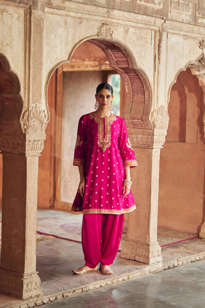 INAAYAT - CHAUGA WITH SALWAR