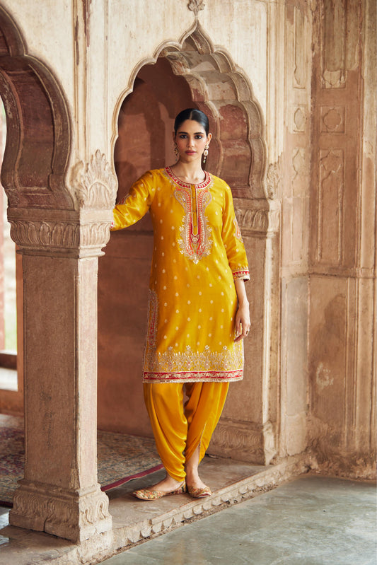 FAHMIDA - SHORT KURTA WITH SALWAR