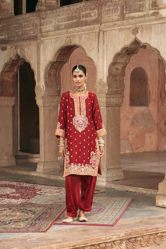 ANILA - SHORT KURTA WITH SALWAR