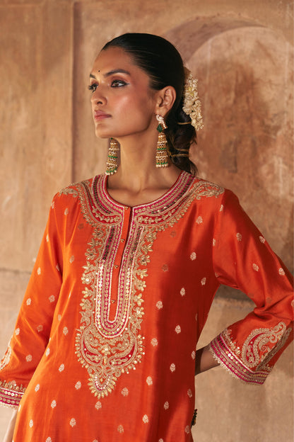 FARHANA - SHORT KURTA WITH SALWAR AND DUPATTA