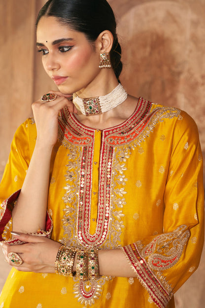 FARHANA - SHORT KURTA WITH SALWAR AND DUPATTA