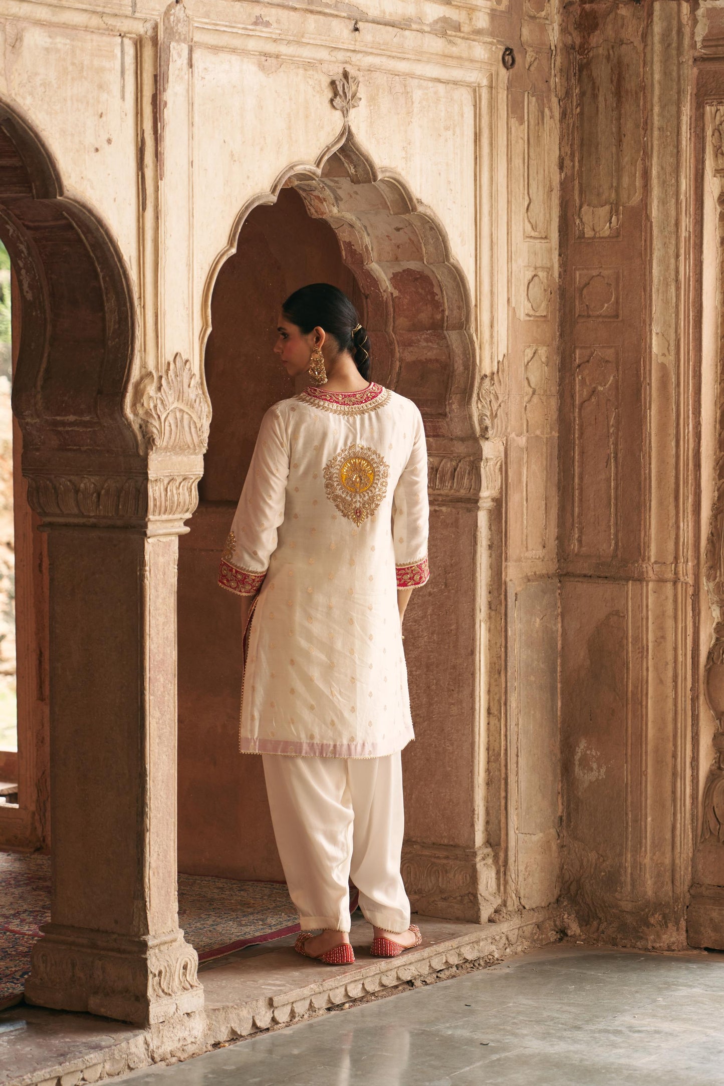 ANILA - SHORT KURTA WITH SALWAR