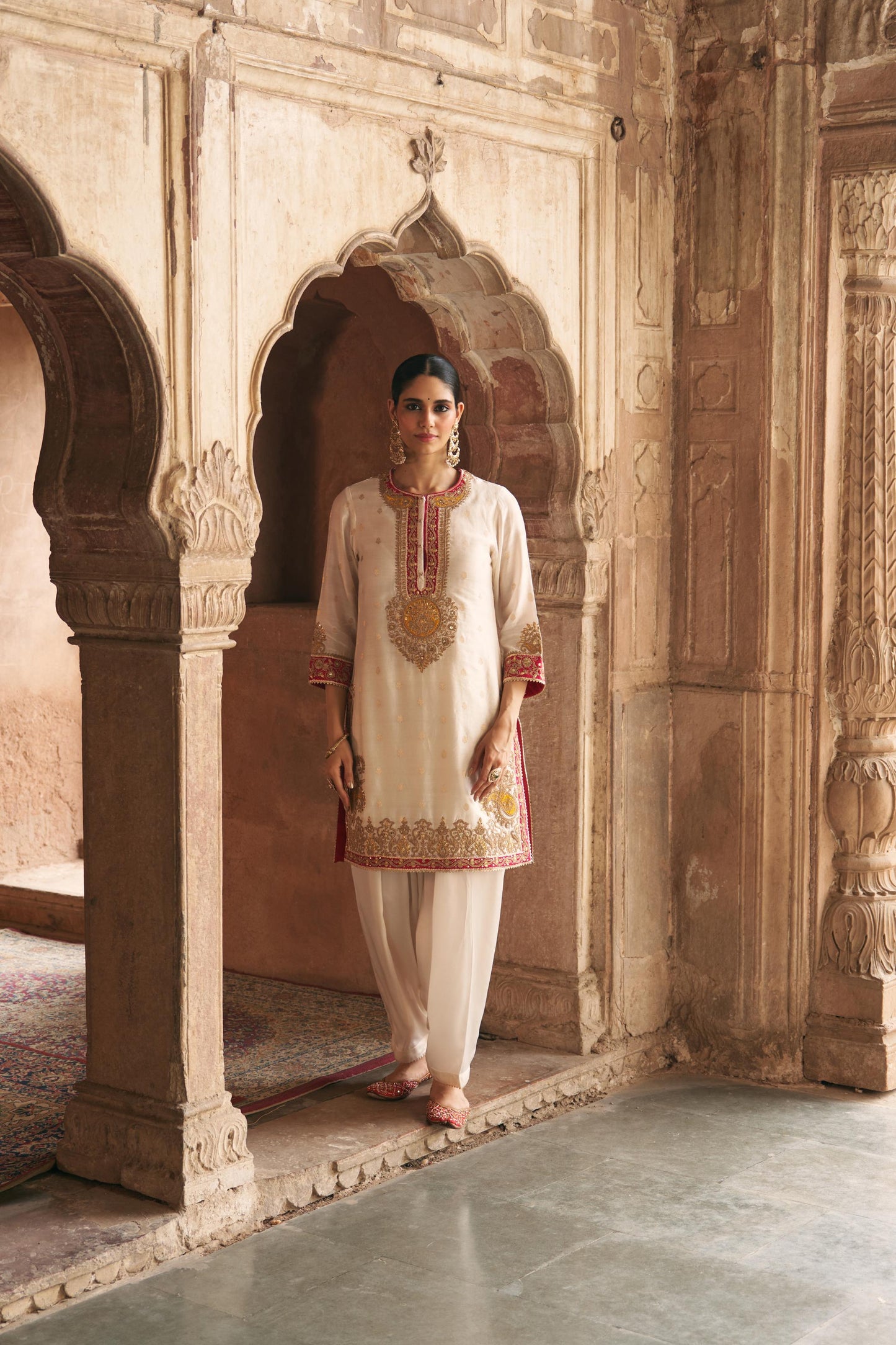ANILA - SHORT KURTA WITH SALWAR