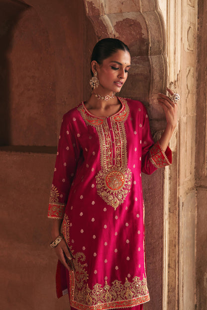 ANILA - SHORT KURTA WITH SALWAR