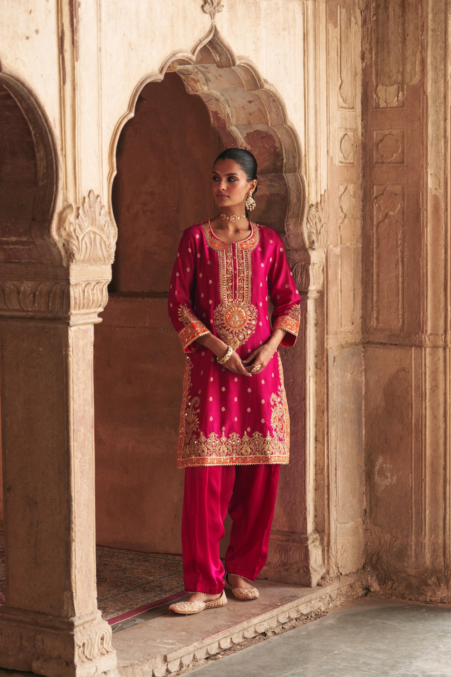 ANILA - SHORT KURTA WITH SALWAR