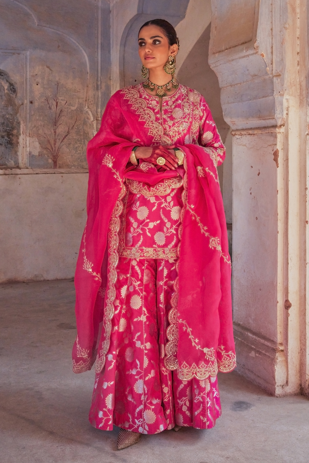 GULABO BANARASI GHARARA SET