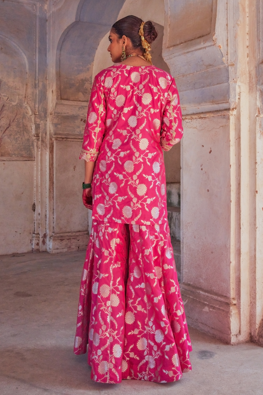 GULABO BANARASI GHARARA SET