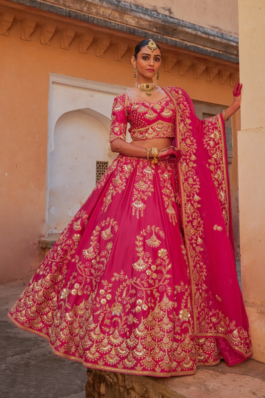 FALGUNI LEHENGA SET