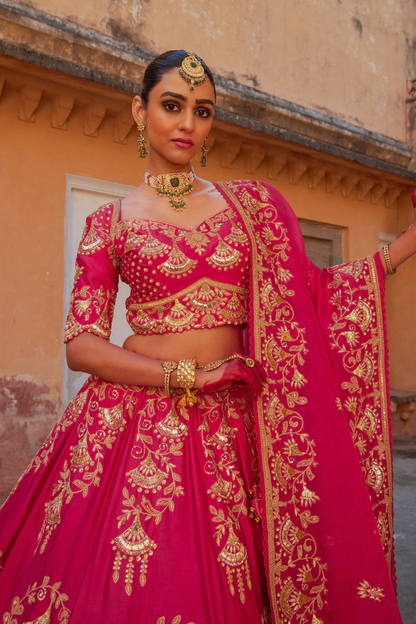 FALGUNI LEHENGA SET